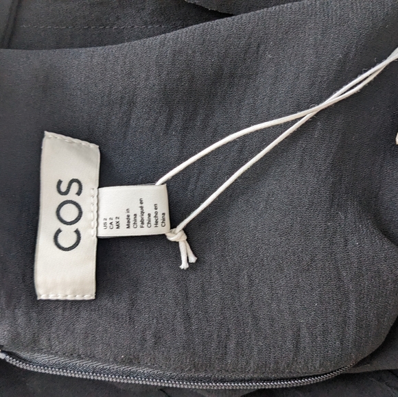 COS Laser-Cut Ruffled Dress size 2 - Picture 9 of 9